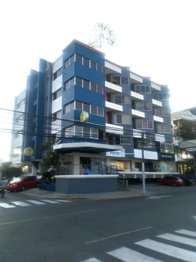Apartahotel Jardines Metropolitanos Santiago De Los Caballeros Exteriör bild